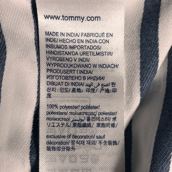 Tommy Hilfiger Navy and White Striped Tee Relaxed Fit Small - Picture 12 of 12